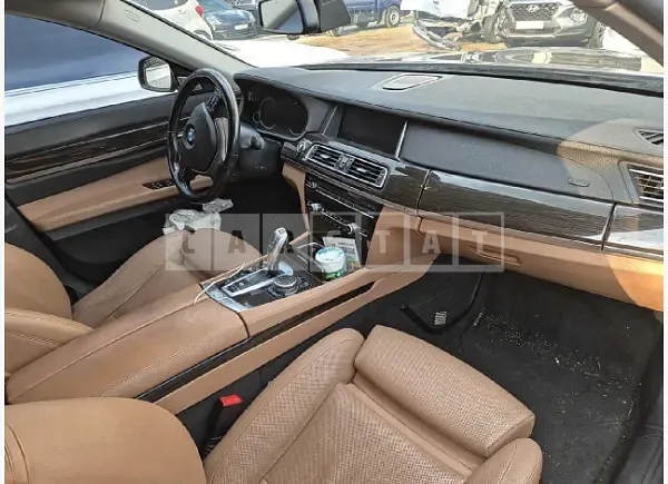 Photo 2 of 31: 2015 BMW 750Ld xDrive — Korean insurance auction
