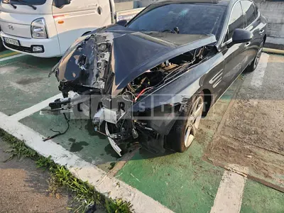 Photo 1 of 8: 2021 Genesis G80, VIN KMTGB41CBMU056246 — Korean insurance auction
