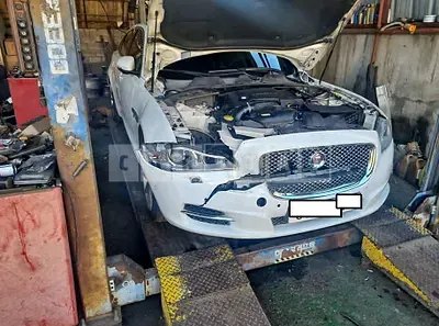 Photo 1 of 27: 2015 Jaguar XJ 3.0 d, VIN SAJAA2224FNV82466 — Korean insurance auction