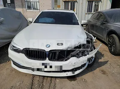 Photo 1 of 10: 2019 BMW 520i Luxury, VIN WBAJK9100LCD00383 — Korean insurance auction