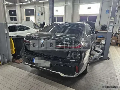 Photo 1 of 16: 2023 BMW 740i — Korean insurance auction