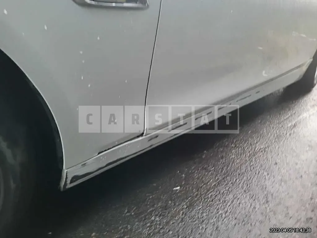 Photo 2 of 16: 2015 BMW 520d, VIN WBA5E5103FD673625 — Korean insurance auction