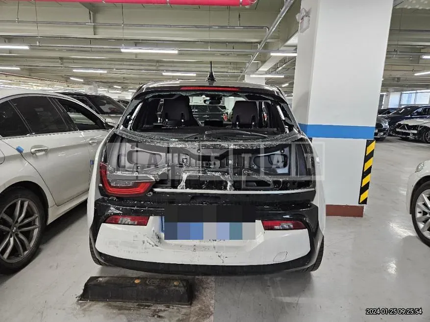 Photo 2 of 8: 2019 BMW i3 Sol Plus, VIN WBY8P2102K7D19999 — Korean insurance auction