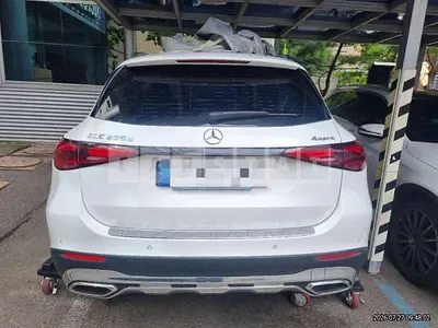 Photo 1 of 31: 2023 Mercedes-Benz GLC220 d 4Matic — Korean insurance auction