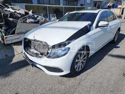Photo 1 of 20: 2017 Mercedes-Benz E220 d, VIN WDDZF0EB0HA037691 — Korean insurance auction