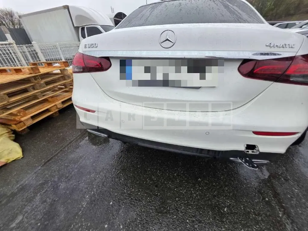 Photo 2 of 11: 2023 Mercedes-Benz E350 4Matic — Korean insurance auction