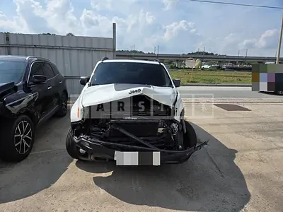 Photo 1 of 7: 2017 Jeep Zip Renegade — Korean insurance auction