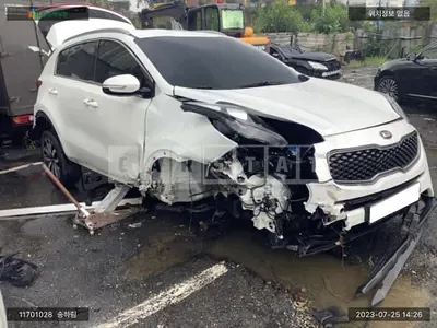 Photo 1 of 11: 2018 Kia Sportage, VIN KNAP6815GJK421890 — Korean insurance auction