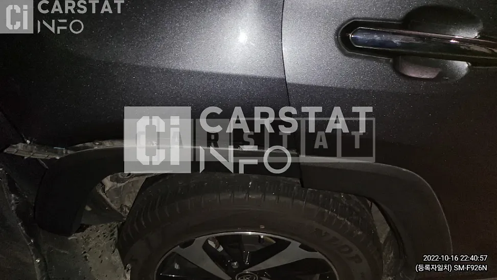 Photo 2 of 20: 2020 Toyota RAV4 Hybrid AWD, VIN JTMDWRFV5LD081842 — Korean insurance auction