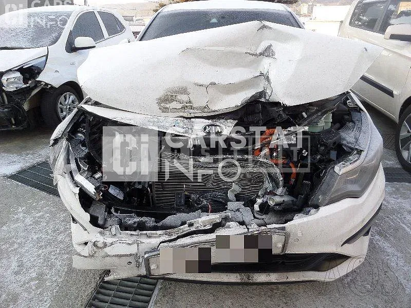 Photo 2 of 17: 2019 Kia K5 2.0 (Hybrid), VIN KNAGT41EBLA037128 — Korean insurance auction