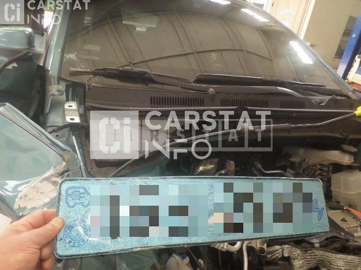 Photo 2 of 40: 2019 Hyundai Kona Electric, VIN KMHK381GFKU024027 — Korean insurance auction