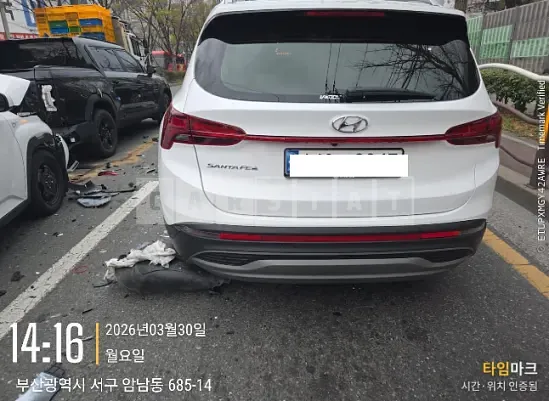Photo 2 of 9: 2021 Hyundai Santa Fe — Korean insurance auction