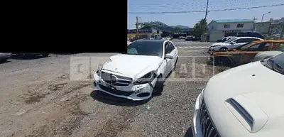 Photo 1 of 5: 2016 Mercedes-Benz E 300 4Matic, VIN WDDHF8BB8GB295223 — Korean insurance auction