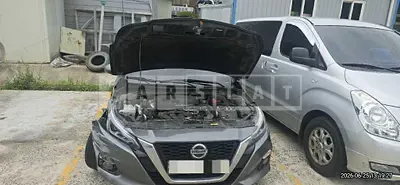 Photo 1 of 30: 2019 Nissan Altima 2.5 — Korean insurance auction