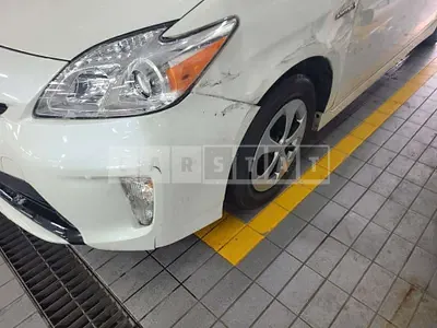 Photo 1 of 5: 2015 Toyota (parts) Prius Headlamp — Korean insurance auction
