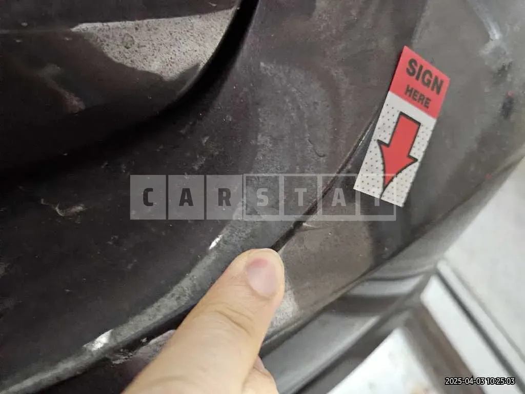 Photo 3 of 3: 2019 BMW (parts) 520i Luxury Bumper — Korean insurance auction