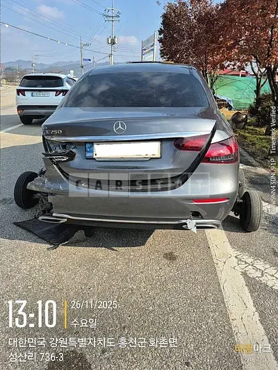 Photo 1 of 32: 2021 Mercedes-Benz E250, VIN W1KZF4FB4NB015432 — Korean insurance auction