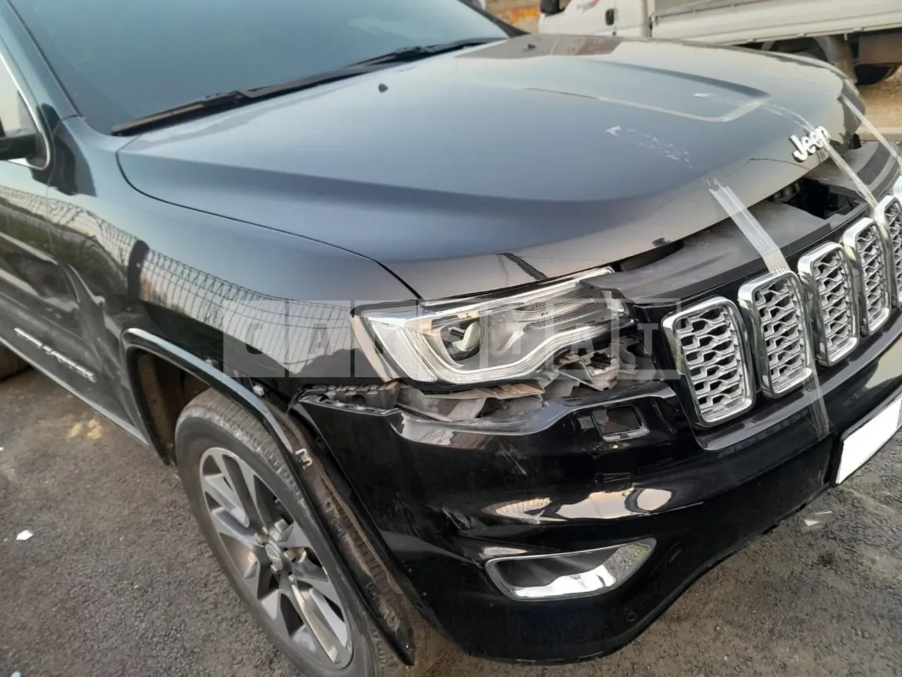 Photo 2 of 15: 2017 Jeep Grand Cherokee, VIN 1C4RJFCM1HC933082 — Korean insurance auction