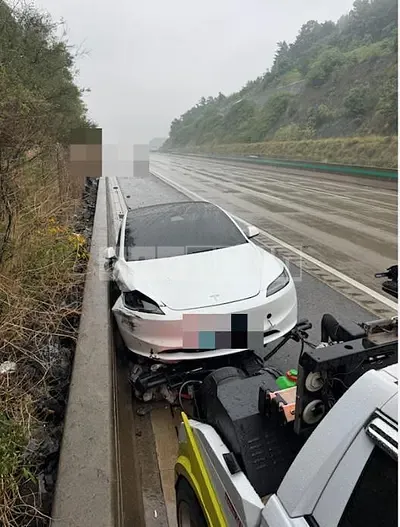Photo 1 of 4: 2024 Tesla Model 3 Long Range — Korean insurance auction