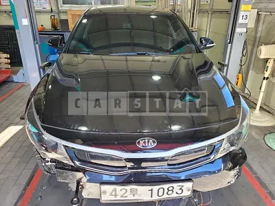 Photo 1 of 50: 2018 Kia K5 — Korean insurance auction