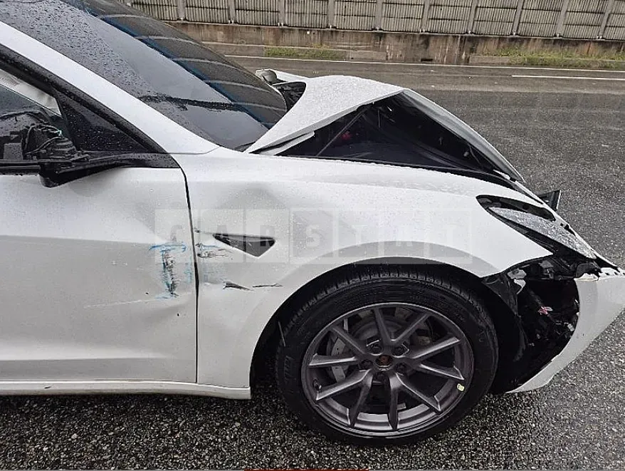 Photo 2 of 9: 2021 Tesla Model 3 Long Range — Korean insurance auction