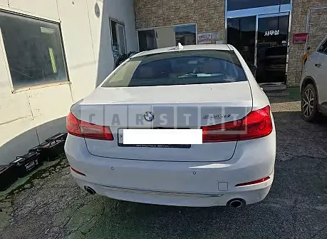 Photo 2 of 39: 2018 BMW 520d — Korean insurance auction