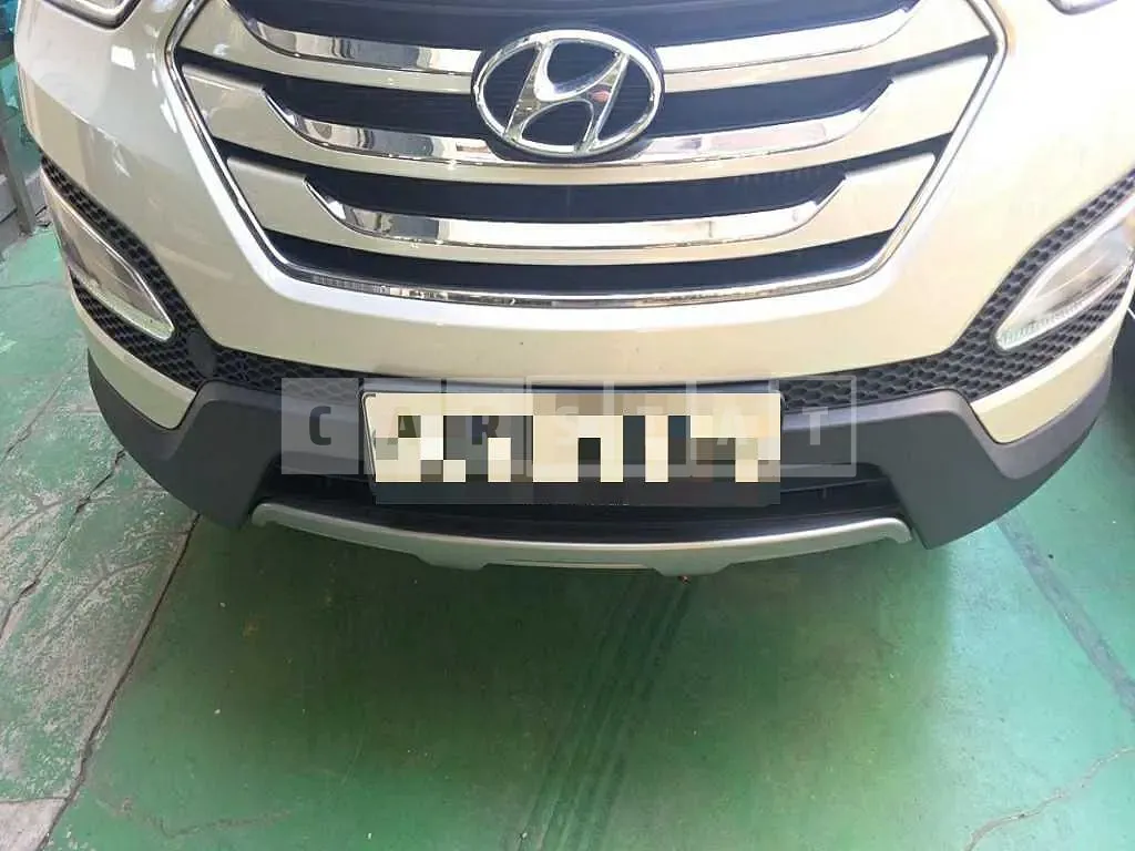 Photo 2 of 27: 2015 Hyundai Santa Fe DM — Korean insurance auction
