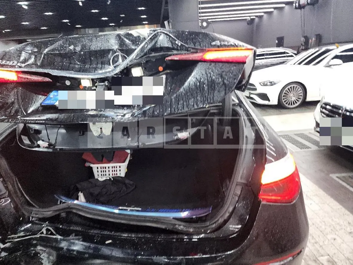 Photo 2 of 49: 2022 Mercedes-Benz S400d 4Matic, VIN W1K6F3DB7NA155786 — Korean insurance auction