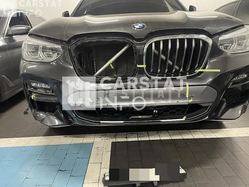 Photo 2 of 7: 2020 BMW X4 xDrive20i M Sport X, VIN WBA2V9107L9B66528 — Korean insurance auction