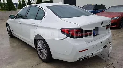 Photo 1 of 32: 2022 BMW 520i, VIN WBA11BH08NCK00984 — Korean insurance auction