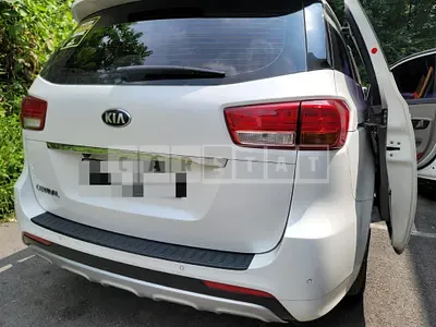 Photo 1 of 12: 2014 Kia Carnival, VIN KNAMC81ABFS035815 — Korean insurance auction