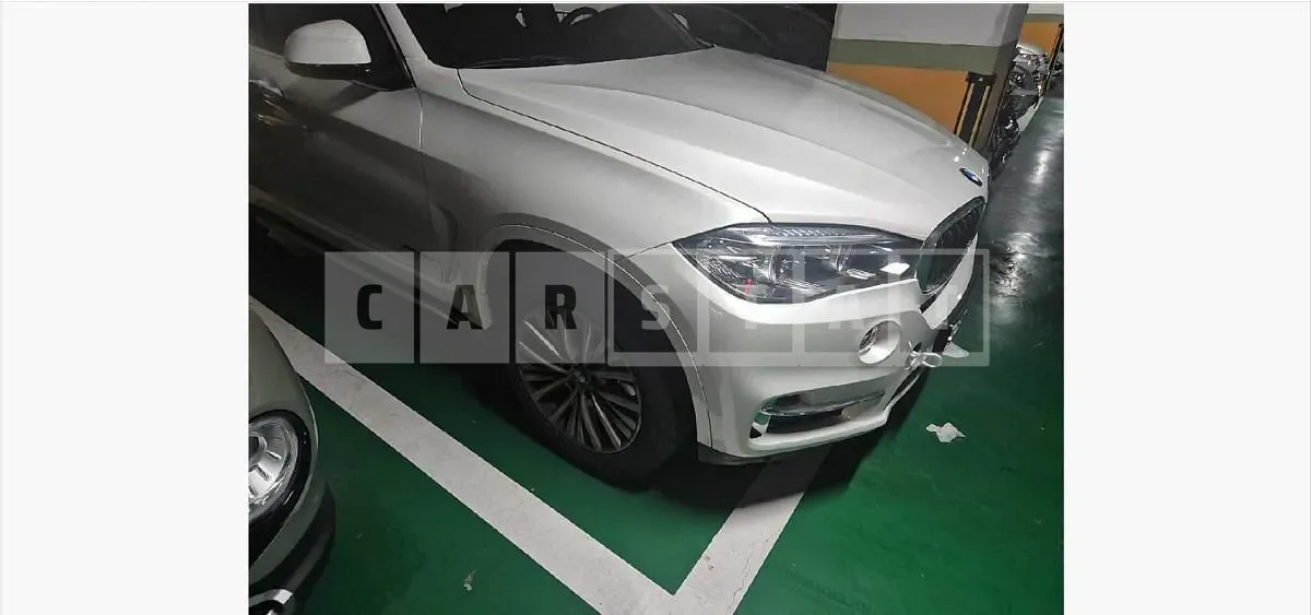 Photo 2 of 45: 2017 BMW X5 xDrive30d — Korean insurance auction