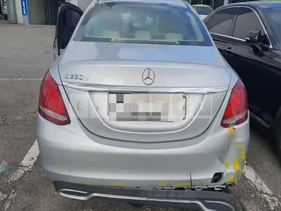 Photo 1 of 76: 2016 Mercedes-Benz C220 d, VIN WDDWF0EB7GR202140 — Korean insurance auction