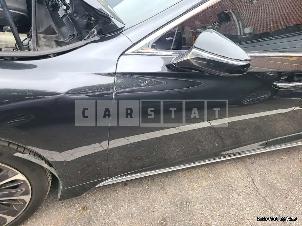 Photo 2 of 23: 2021 Lexus LS500 AWD, VIN JTHG5LGF8M5009063 — Korean insurance auction