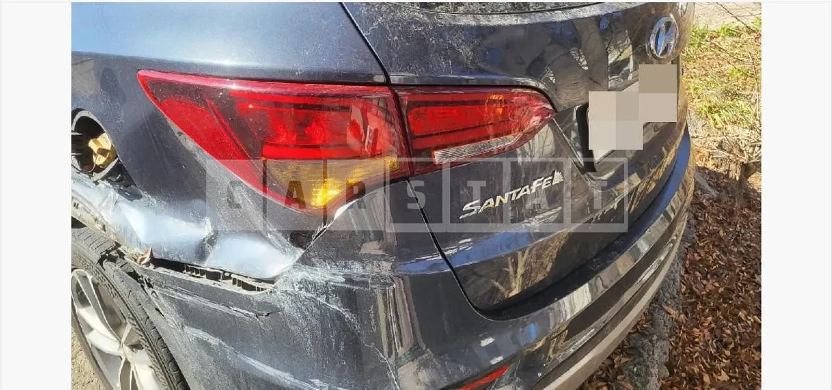 Photo 2 of 5: 2016 Hyundai Santa Fe DM — Korean insurance auction