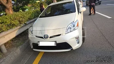 Photo 1 of 8: 2015 Toyota Prius — Korean insurance auction