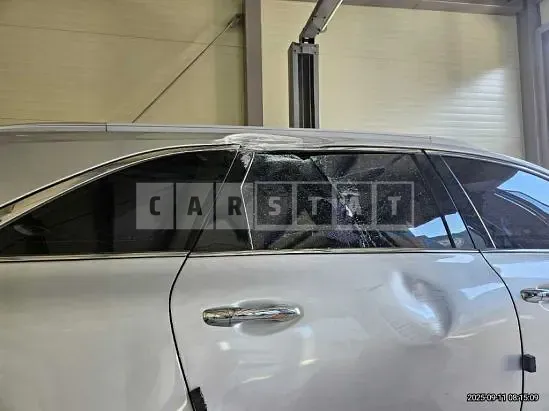 Photo 2 of 15: 2018 Kia Sorento, VIN KNAPG81ABJA392708 — Korean insurance auction