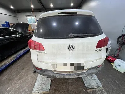 Photo 1 of 21: 2015 Volkswagen Tiguan 2.0 TDI Blue Motion, VIN WVGZZZ5NZFW564954 — Korean insurance auction