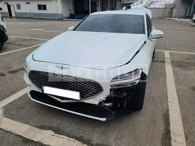 Photo 1 of 16: 2021 Genesis G70, VIN KMTG441BDMU090524 — Korean insurance auction