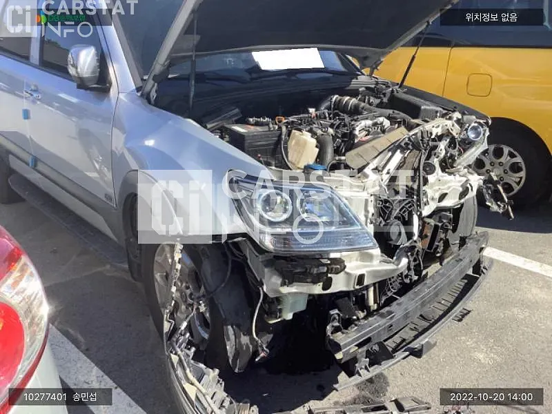 Photo 2 of 12: 2016 Kia Mojave, VIN KNAKN814DHA147084 — Korean insurance auction