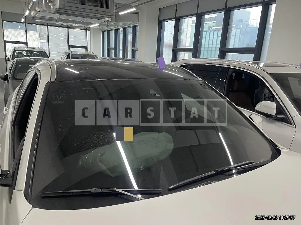 Photo 2 of 40: 2018 BMW X6 xDrive40d, VIN WBAKV4109J0X03269 — Korean insurance auction