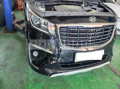 Photo 1 of 20: 2019 Kia Carnival — Korean insurance auction