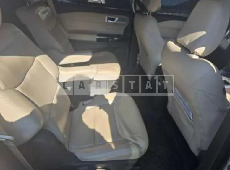 Photo 2 of 20: 2022 Ford Explorer 3.0 — Korean insurance auction