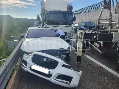 Photo 1 of 4: 2018 Jaguar XF 20d, VIN SAJBB4BN9JCY54165 — Korean insurance auction