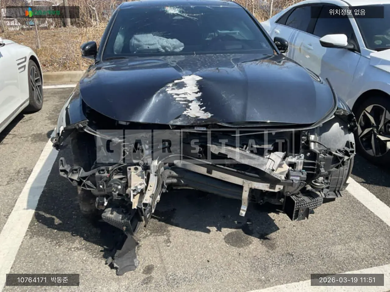 Photo 2 of 44: 2022 Genesis G70, VIN KMTG641EBNU104966 — Korean insurance auction