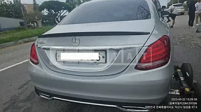 Photo 1 of 9: 2018 Mercedes-Benz C 220d, VIN WDDWF0EB3JR367626 — Korean insurance auction