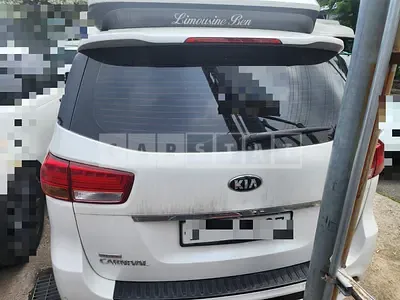 Photo 1 of 13: 2016 Kia Carnival High Rimmujin — Korean insurance auction