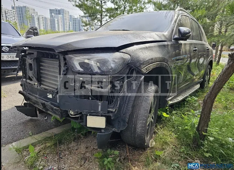 Photo 2 of 50: 2020 Mercedes-Benz GLE300d 4Matic — Korean insurance auction