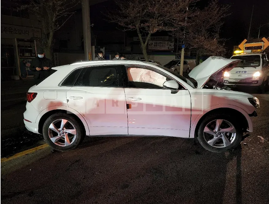 Photo 2 of 14: 2020 Audi Q3 35 TDI, VIN WAUZZZF34L1093085 — Korean insurance auction