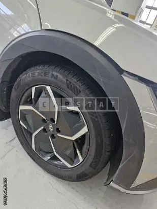 Photo 2 of 19: 2023 Hyundai IONIQ 5 — Korean insurance auction